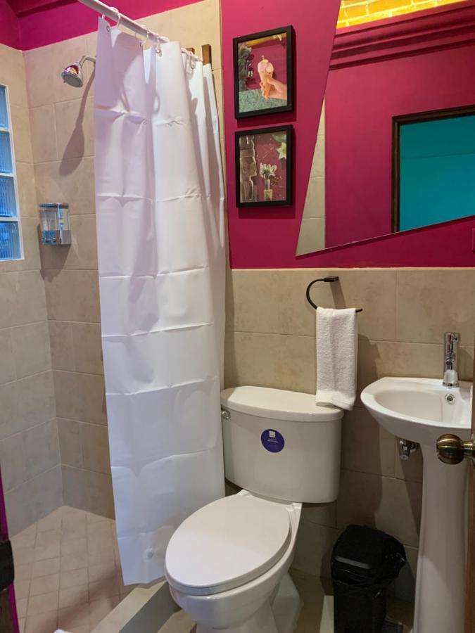 Why Not Hotel Antigua Buitenkant foto